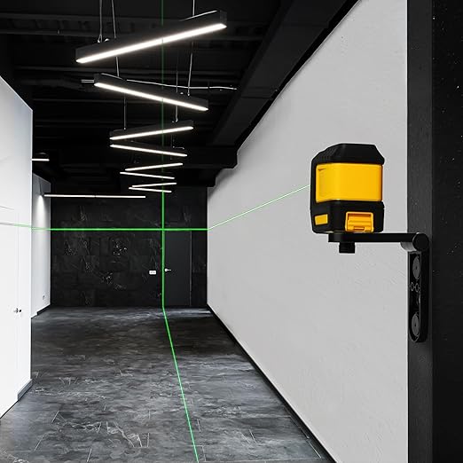 KAIWEETS Laser Level, 98ft Green Self-Leveling Laser Line with Magnetic Base, with Adjustable Lightness Line Cross Laser Level for Picture Hanging EETS T03